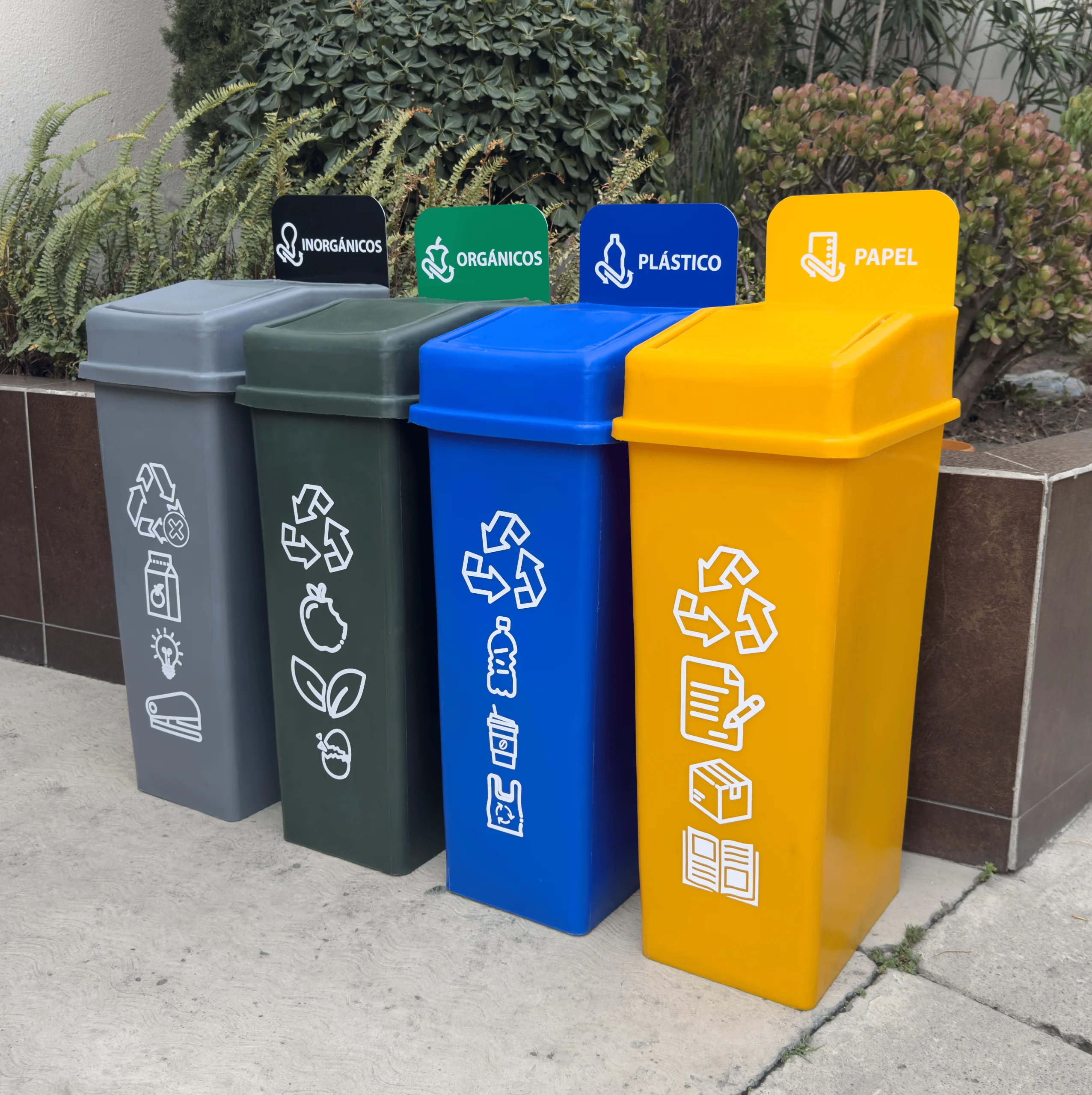 Reciclar Botes De Basura Nueva York Quiere Duplicar El Reciclaje De